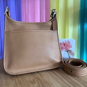 Vintage Coach Tan Legacy Leather Shoulder Bag #9966
